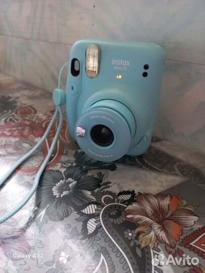 Polaroid instax mini 11