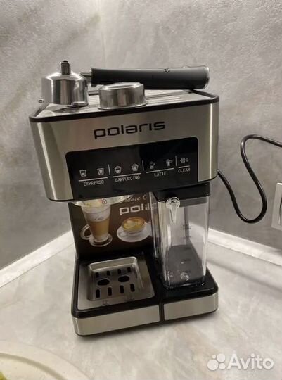 Кофеварка рожковая Polaris PCM 1541E серый