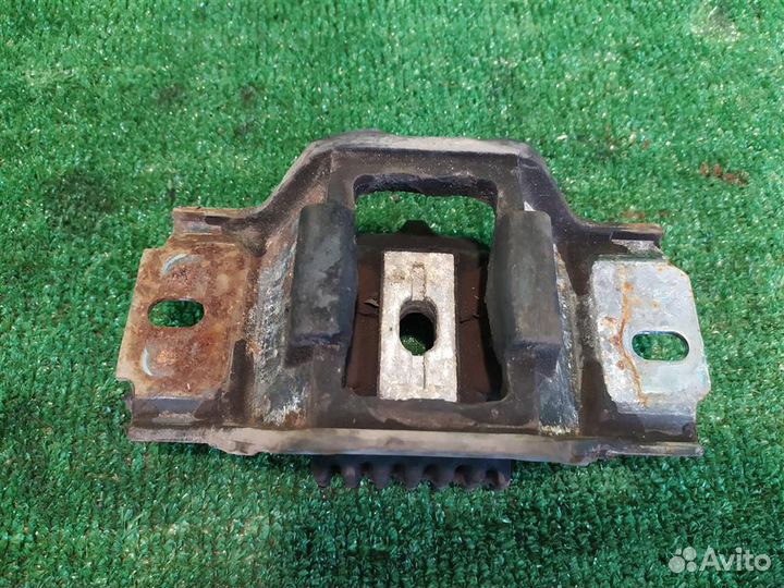 Опора (подушка) кпп Ford Fiesta (CBK) 2007