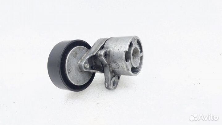 Ролик-натяжитель ручейкового ремня Mercedes-Benz