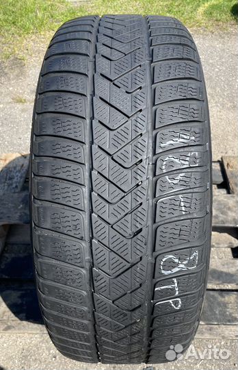Pirelli Winter Sottozero 3 245/45 R20