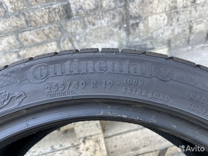 Continental ContiWinterContact TS 810 255/40 R19