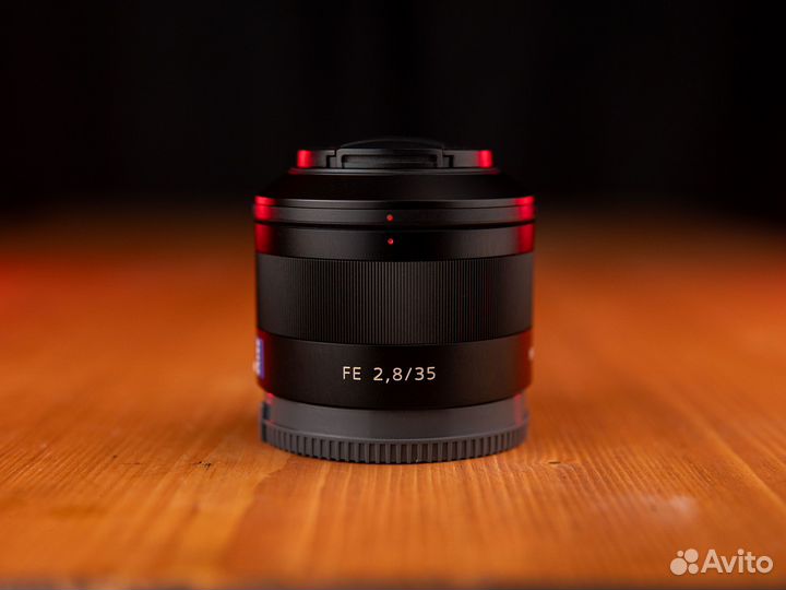 Carl Zeiss Sonnar 35mm f2.8 (Sony E Fullframe)