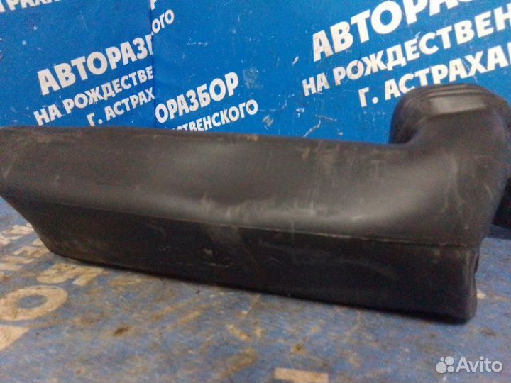 Воздуховод Peugeot Partner легковой универсал