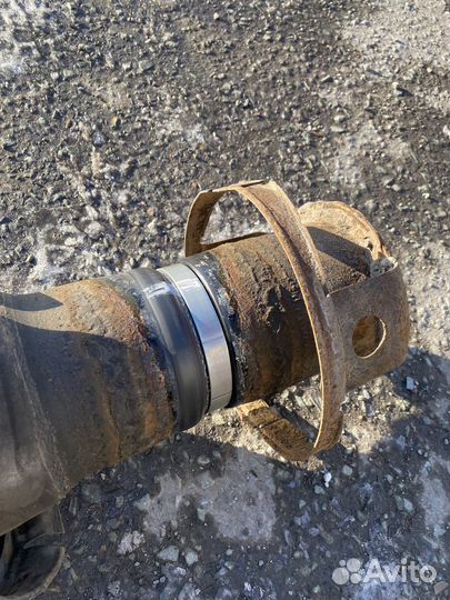 Продам пневмобалоны на Sequoia