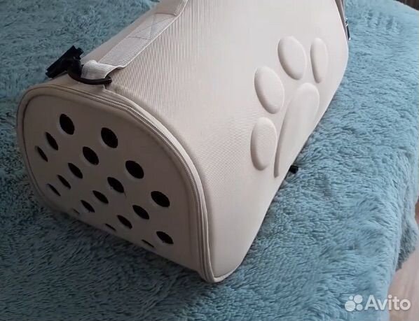 Переноска для кошек и собак