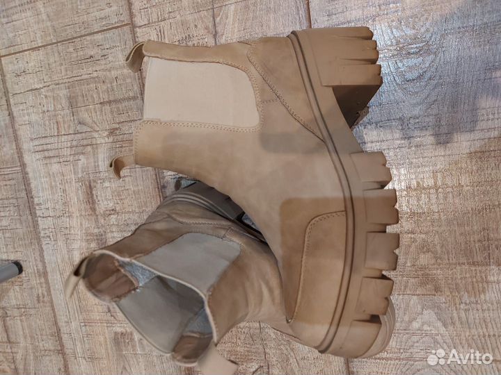 Ботинки весенние челси