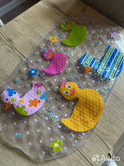 Коврик для ванной новый