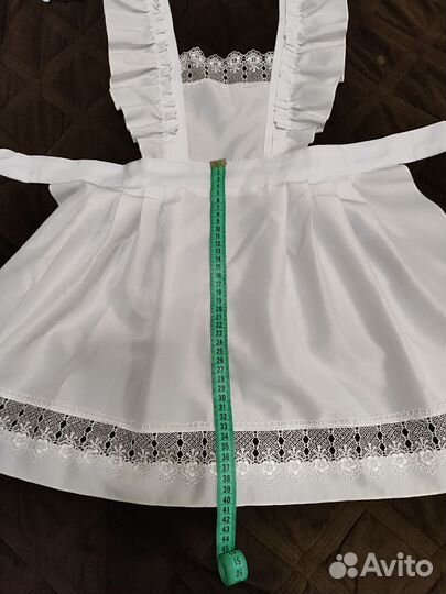 Белый школьный фартук