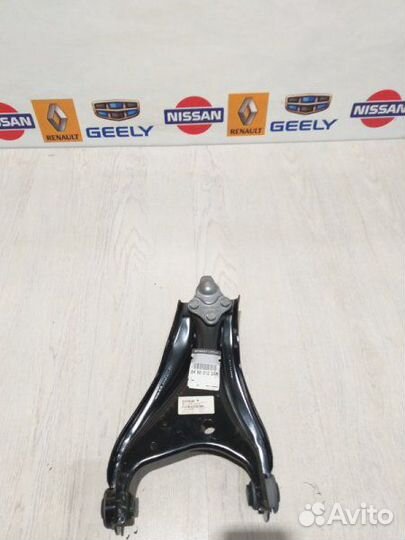 Рычаг подвески Renault duster Лев