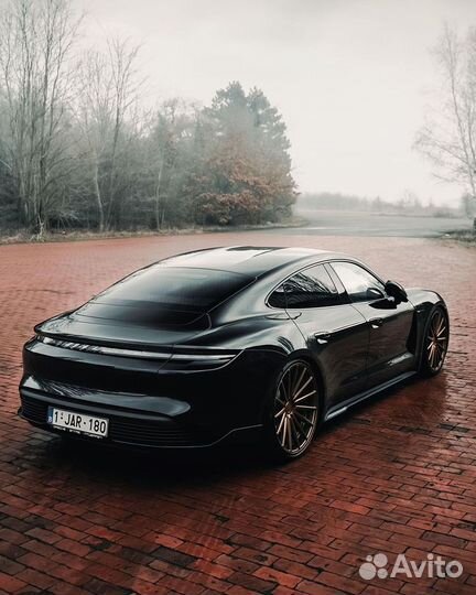 Кованые диски R21 для Porsche Panamera Taycan