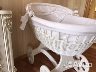 Плетеная колыбель на колесах ComfortBaby Home