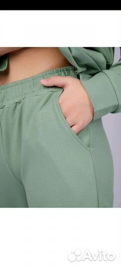 Спортивный костюм рост 146 новый в упаковке