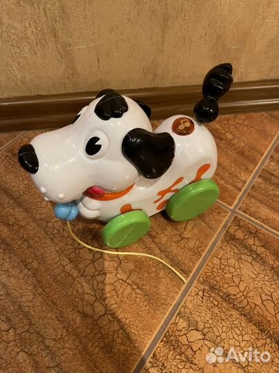 Музыкальная собачка на поводке