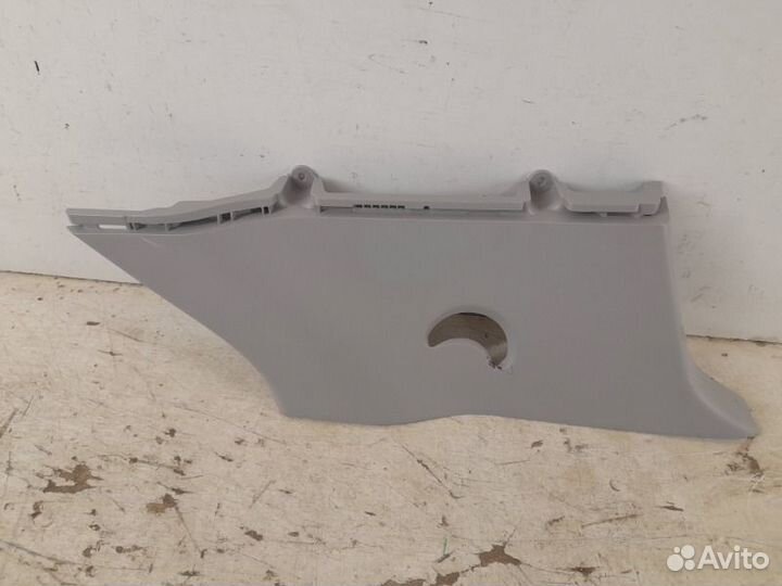Обшивка стойки правая Hyundai Creta 1 2015