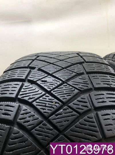 Pirelli Ice Zero FR 215/65 R17 103T