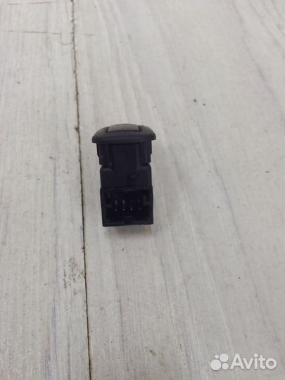 Кнопка многофункциональная Volkswagen polo 5