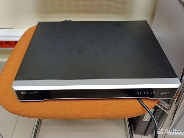 IP видеорегистратор Hikvision DS-7616NI-K2/16p