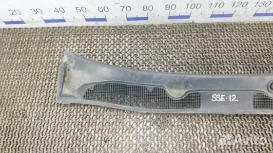 Накладка декоративная (жабо, дождевик) renault meg