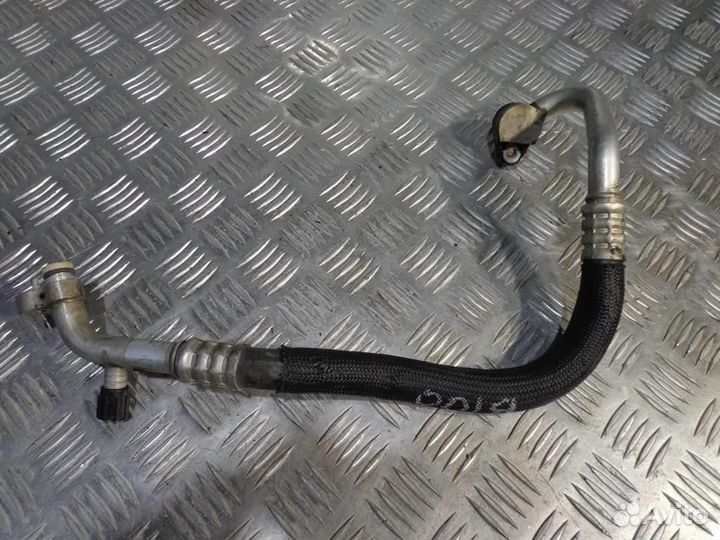 Трубка впускная со штуцером кондиционера BMW 7-се