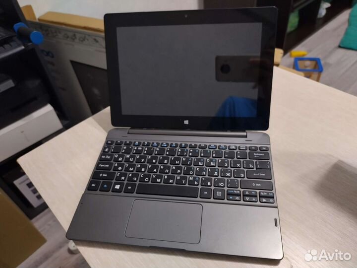 Планшет Acer aspire switch one 10