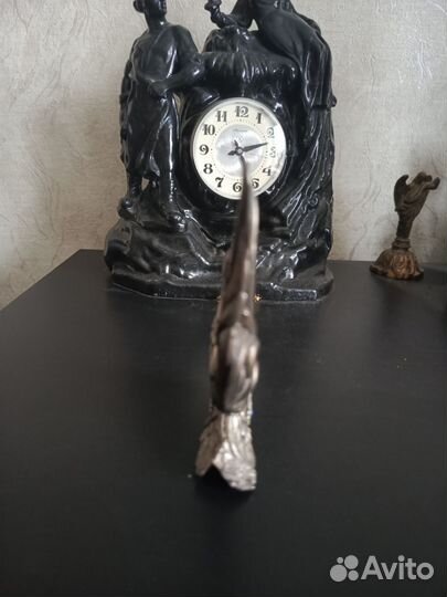 Металлическая фигурка петуха