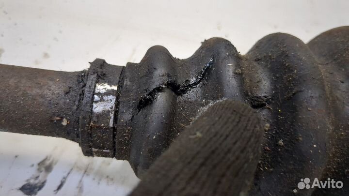 Полуось Toyota Previa (Estima), 2001