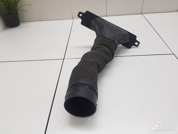 Патрубок воздушного фильтра (Geely Atlas Pro)