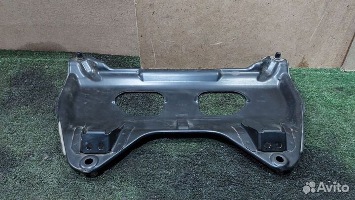 Защита рулевой рейки W212,C218,W204