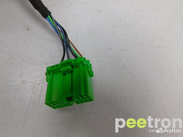 Б/У Зеркало правое электрическое б/у 31402632