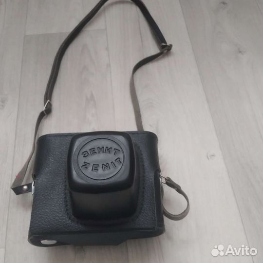 Пленочный фотоаппарат