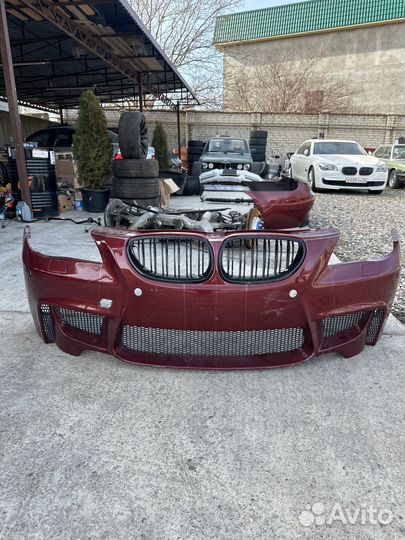 Передний бампер BMW M5 E60