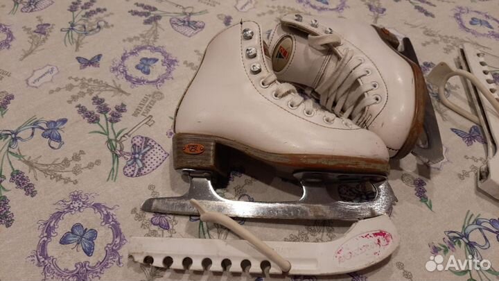 Коньки фигурные детские