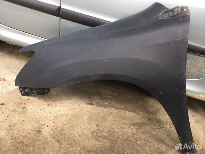 Левое крыло Lexus rx 350