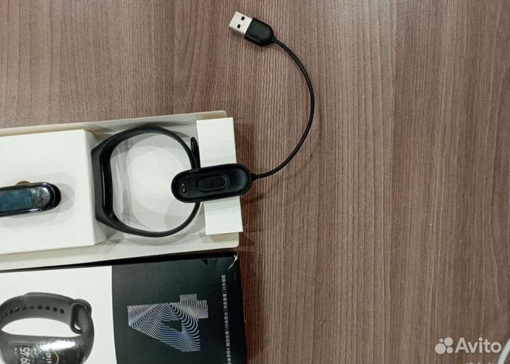 Фитнес браслет xiaomi