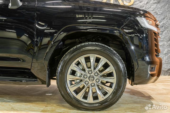 Toyota Land Cruiser 3.5 AT, 2024, 10 км