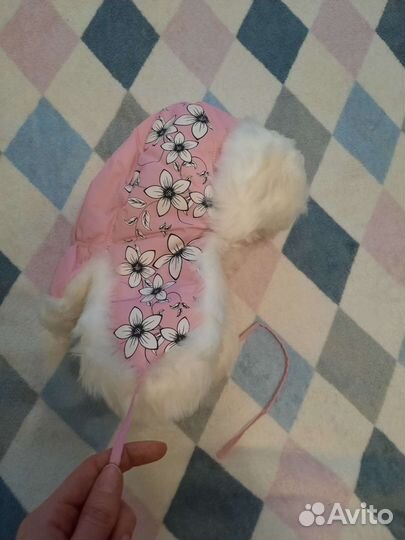 Шапка на девочку новая