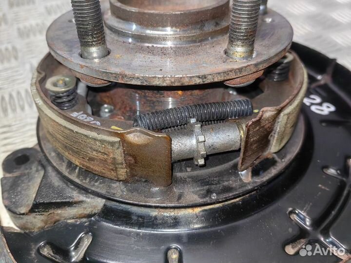 Ступица задняя правая Kia Cerato II