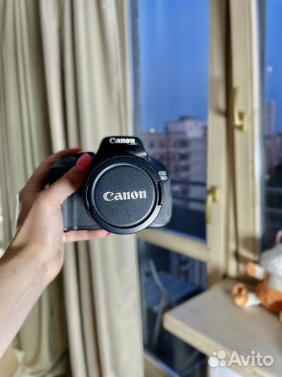 Зеркальный фотоаппарат canon 600d