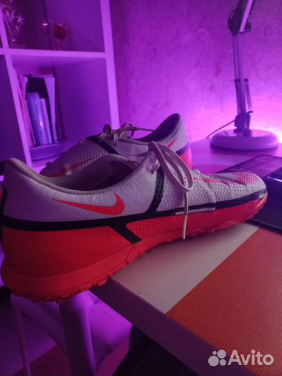 Сороконожки nike phantom