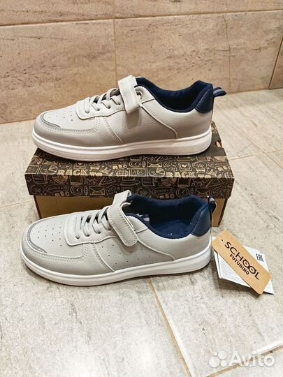 Полуботинки новые для мальчика школьные