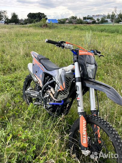 Мотоцикл Avantis 300 pro