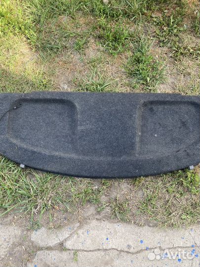 Задняя полка toyota auris