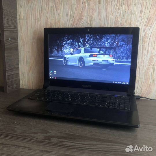 Ноутбук asus