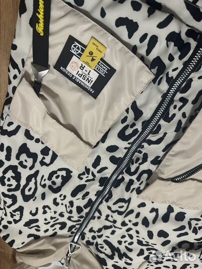 Ветровка для девочки 140/146