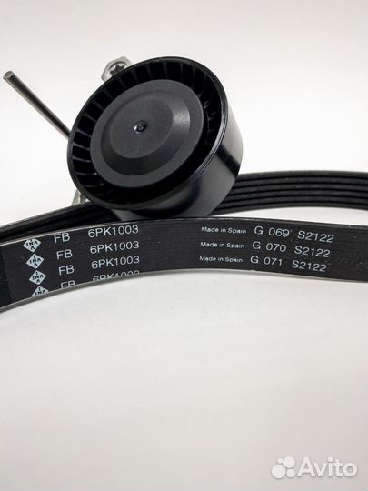 INA Поликлиновый ременной комплект INA 529015910