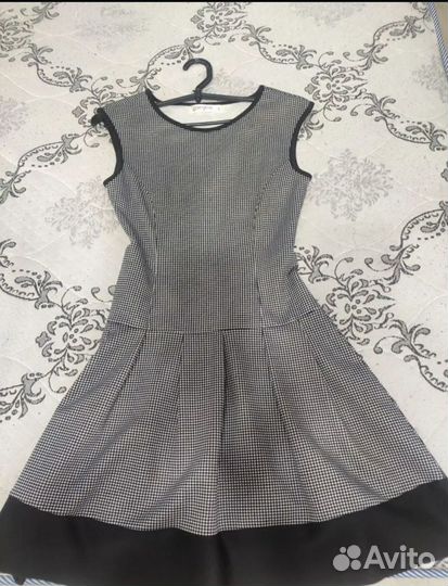 Платье женское 42 44