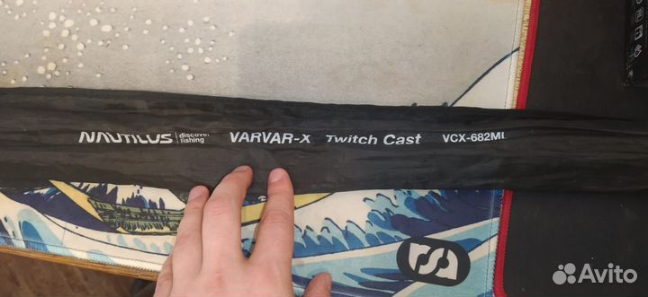 Кастинговый спиннинг с катушкой