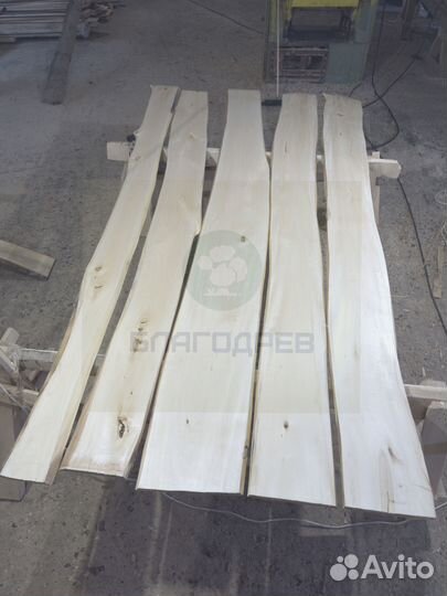 Не обрезная доска липа