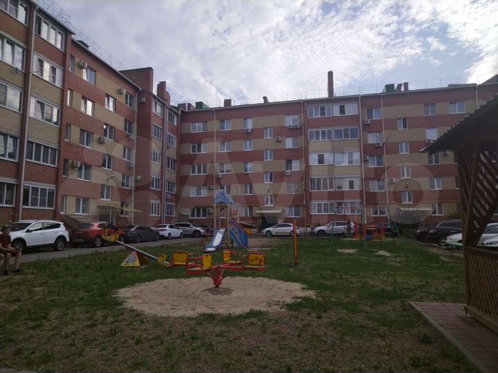 1-к. квартира, 38 м², 4/5 эт.